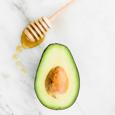 Mascarilla de Aguacate y Miel 🥑🍯: Para piel seca